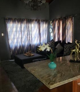 Molynes Gardens Apartamento | PALM GETAWAYS
