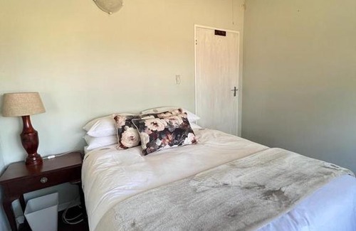 White River Casa | Palm House Accomodation