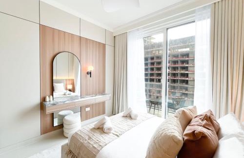 Madinat Zayed Apartamento | Palm Jumeirah 1BR - Beach, Pool & Atlantis Views