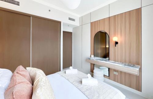 Madinat Zayed Apartamento | Palm Jumeirah 1BR - Beach, Pool & Atlantis Views