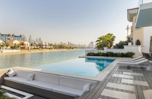 Palm Jumeirah Villa | Palm Jumeirah Paradise - 5BR Villa - Infinity Pool