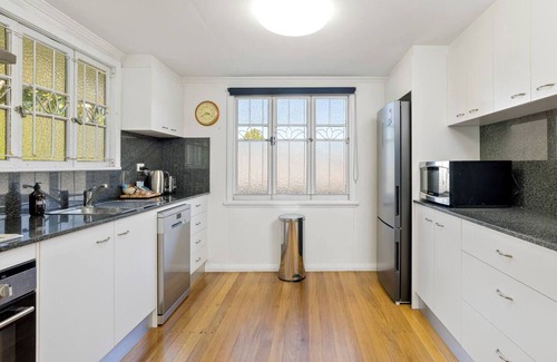 Manunda Casa | Palm Paradise Garden Getaway near Cairns