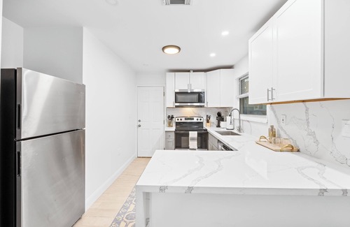 Melaleuca Gardens Apartamento | Palm Paradise Oasis