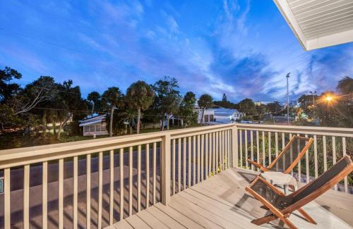 Siesta Key Casa | Palm Shade Cottage - 606A