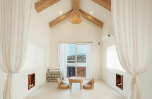 Aewol Casa | Palm Spa Pool Villa