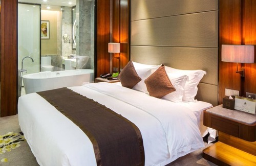 Zhuhai Gongbei Hotel | Palm Spring Hotel