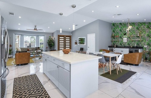 Racquet Club South Casa | Palm Springs Modern Retreat - Ultimate Entertainment Escape: Pool, Spa & Game Room in Palm Springs