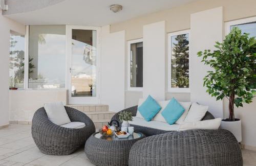 Mellieħa Heights Apartamento | Palm Springs Villa Mellieha By Homely