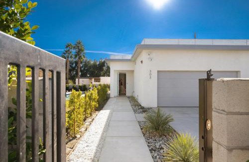 Racquet Club West Casa | Palm Springs View Paradise with Large Pool and SPA