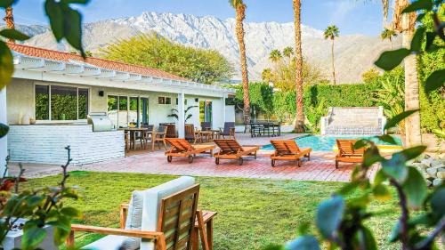 Racquet Club West Casa | Palm Springs Villa for 12, Pool, Casita, Game Room