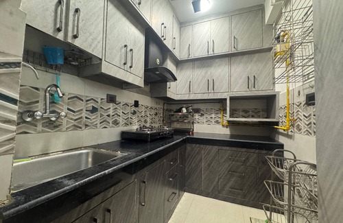 Ghaziabad Apartamento | Palm Stays: 2BHK Fully furnished Apartment In Raj Nagar Extension Ghaziabad