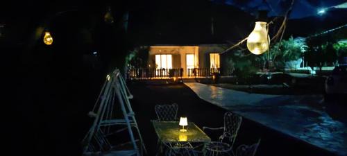 Phocis Region Casa | Palm tree house by the beach