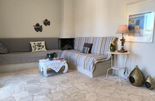 Phocis Region Casa | Palm tree house by the beach