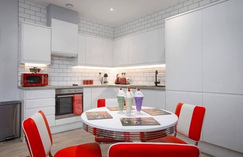 London Borough of Bromley Apartamento | Palm Tree House | Diner