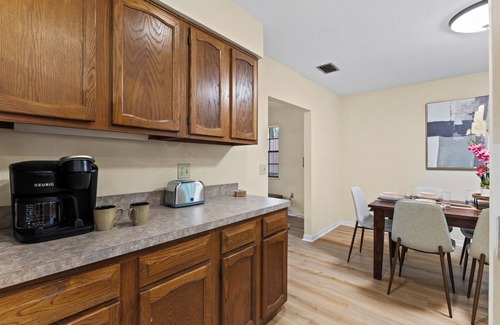 Gainesville Casa | Palm Tree Paradise minutes from UF