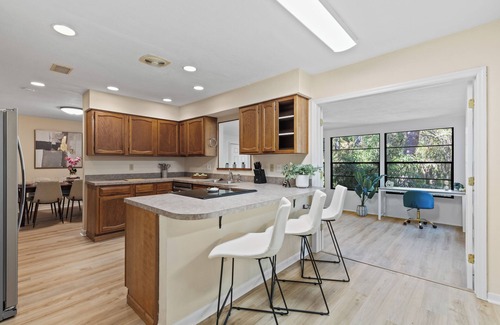 Gainesville Casa | Palm Tree Paradise minutes from UF