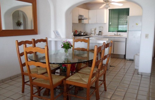 Manzanillo Condominio | Suite Palma Real con vista al mar