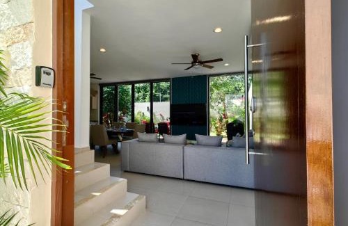 Playa del Carmen Villa | Palmara 13 by Bookking Guys