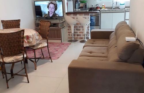Governador Celso Ramos Apartamento | Palmeras a 50 metros del mar - Disponible del 08 al 22/01/2019 y del 13/02 al 01/03/2019