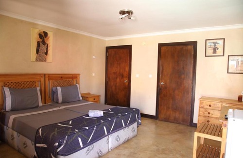 Maputo Complejo | Palmeiras Guest House Matola