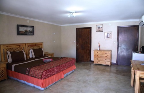 Maputo Complejo | Palmeiras Guest House Matola