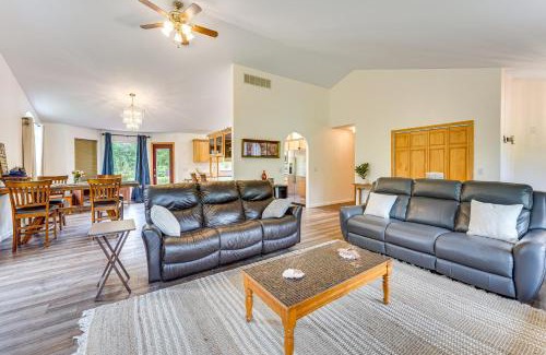 Butte Casa | Palmer Escape with Mtn Views Fishing and Hiking!