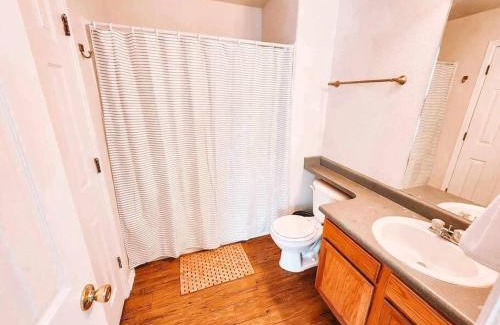 Palmer Lake Casa | Palmer Lake near AF Academy Pet Friendly King Bed 4 TVs