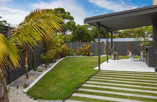 Currarong Casa | Palmera - Pet Friendly - Directly Opposite the Beach