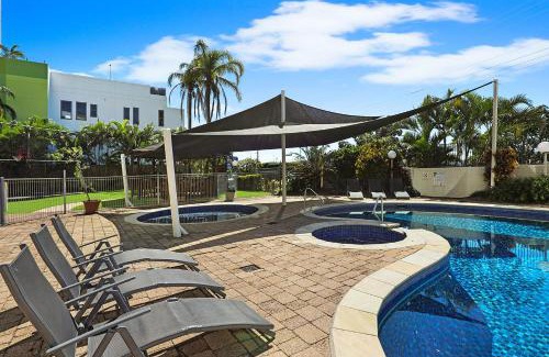 Southport Complejo | Palmerston Tower on Southport Broadwater
