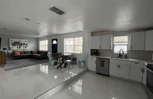 New Smyrna Beach Casa | Palmetto Breeze-Coastal Retreat, Pet Friendly! Complete Refresh