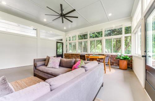 Palmetto Casa | Palmetto Cottage with Fire Pit, Game Table and More!