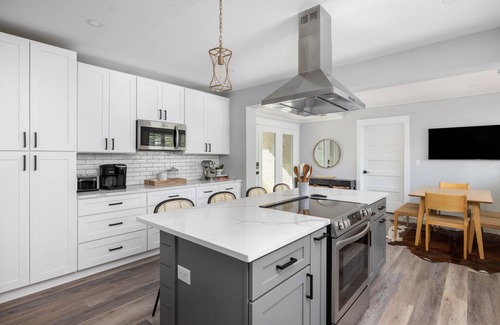 Mount Pleasant Casa | Palmetto Grove / Walk to Shem Creek / Mins to Dwtn