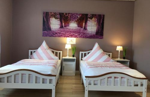 Hilbringen Apartamento | Palminas Ferienwohnung OG