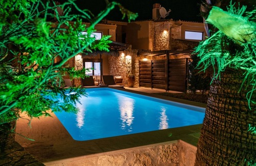 Nea Skioni Villa | Palmrise Luxury Villas - Maistros Villa