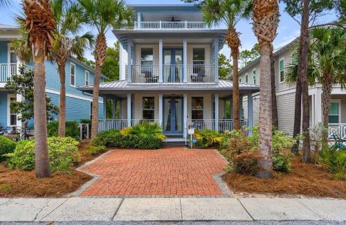 Seacrest Beach Casa | Palms and Pines