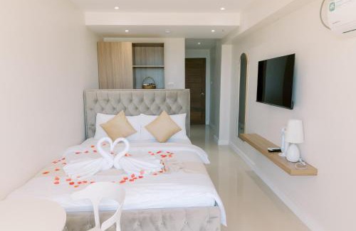 San Juan Hotel | Palms La Union Beachfront Suites