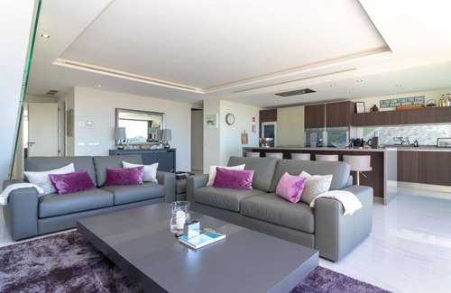Ferragudo Apartamento | Palms nº 4 - Luxury state of the art, spacious penthouse apartment, with fantast