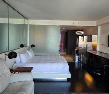 Las Vegas Apartamento | Palms Place Hotel Mountain View with Open Balcony