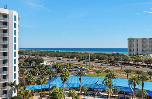 Fort Walton Beach - Destin Condominio | Palms Resort 2813: 2br, Pools, Courts, Gulf Views & Minutes to Beach!