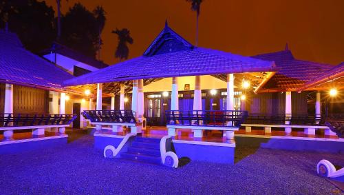 Alappuzha Casa | Palmy Lake Resort