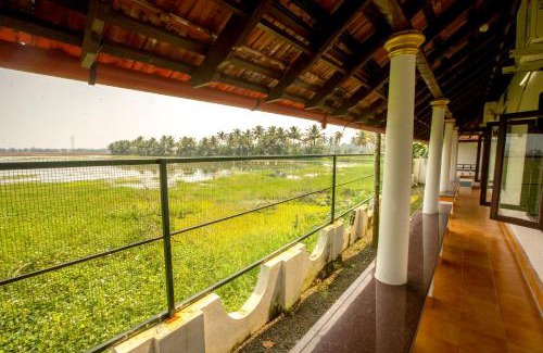 Alappuzha Casa | Palmy Lake Resort