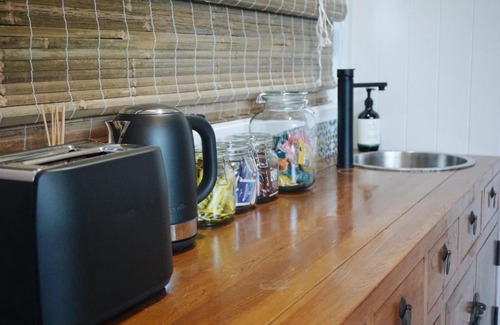 Rainbow Flat Cama Y Desayuno | Palmyra B&B