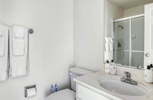 Palo Alto Apartamento | Palo Alto 2BR w/ Pool, Spa, and More