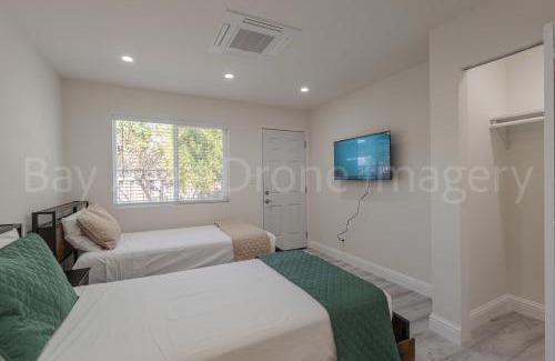 Palo Alto Casa | Palo Alto Suite 4 private bath and entrance Near Stanford 2 Twin beds