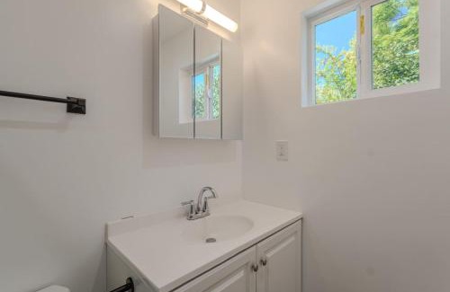 Palo Alto Casa | Palo Alto Suite 4 private bath and entrance Near Stanford 2 Twin beds