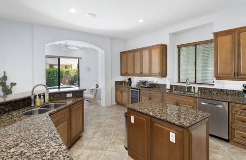 Desert Club Estates Casa | Paloma Paradise / Close to Festivals / Private Pool / Beautiful home in LQ Cove