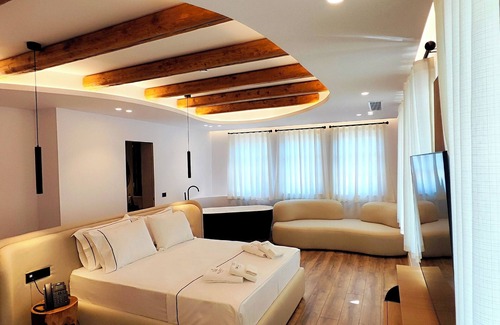 Gjirokaster Hotel | Palorto Inn