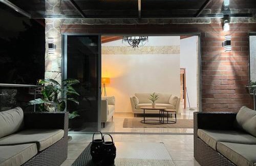El Tesoro Casa | Palos altos house Poblado 6 min to Provenza