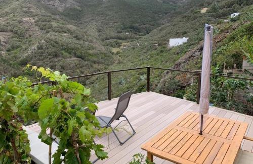 Santa Cruz de Tenerife Apartamento | Pambnb - Nature Retreat with Mountain Views & Fiber