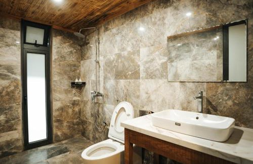 Son Tay Cabina | Pamela Retreat